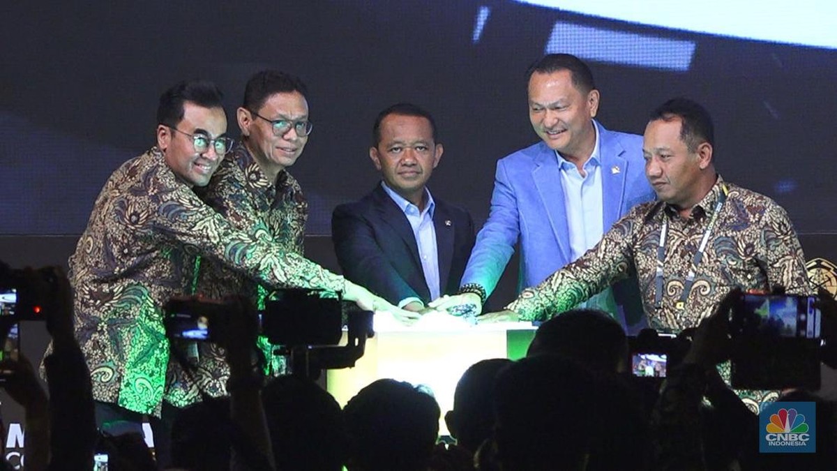 Bahlil Pastikan Pemerintah Tak Akan Buka Keran Ekspor Mineral Mentah
