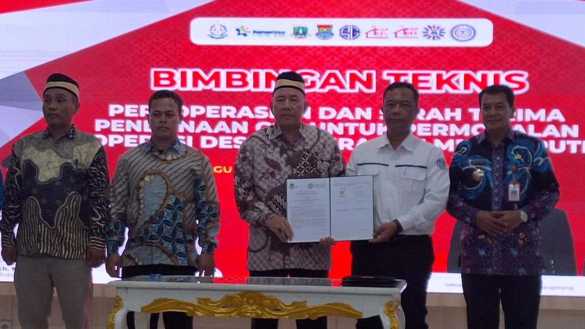ASG Serahkan Bantuan Dana Rp 6 Miliar Buat Koperasi Merah Putih
