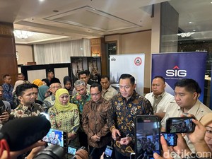 Sosialisasi KUR Bareng AHY dan Tito, Ini Komitmen Ara soal Rumah Subsidi