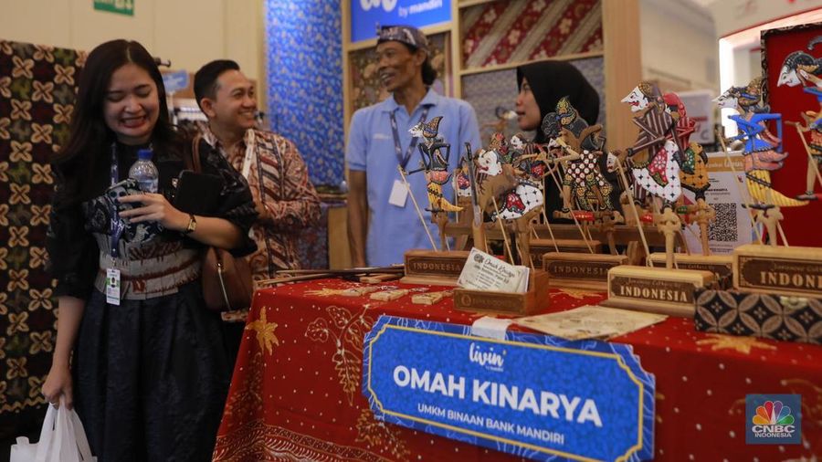 UMKM binaan Pertamina di ajang Trade Expo Indonesia (TEI) 2025 di ICE BSD City, Tangerang, Kamis, (16/10/2025). UMKM binaan Pertamina di ajang Trade Expo Indonesia (TEI) 2025 di ICE BSD City, Tangerang, Kamis, (16/10/2025). (CNBC Indonesia/Muhammad Sabki)