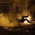 Potret Mencekam Demo Berujung Chaos, Kota Membara bak Medan Perang