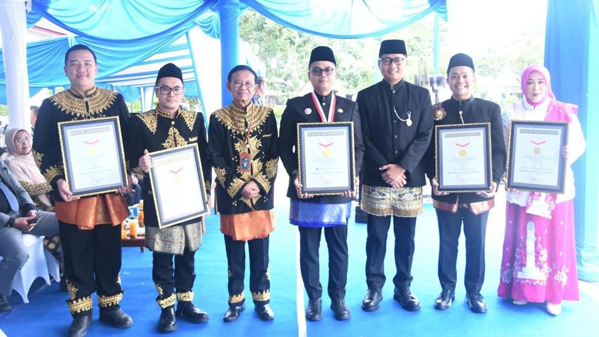Bibit.id Raih Rekor MURI untuk Pembukaan Rekening Terbanyak Oleh ASN