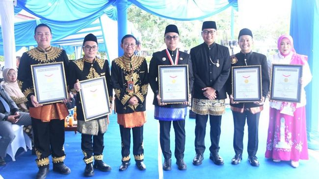 Bibit.id Raih Rekor MURI untuk Pembukaan Rekening Terbanyak Oleh ASN