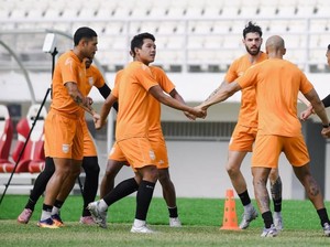 Borneo FC Siap Hadapi Persik Kediri Meski Christophe Nduwarugira Absen