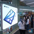 Potret Antrean Mengular Warga RI Berburu iPhone 17 di Jakarta