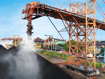 Kerja Sama Bareng KAI, RMKE Suplai Energi Murah ke PLN