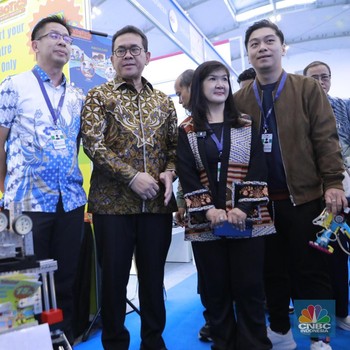 Dorong Produk RI Sukses Ekspor, Gini Momen Mendag Tinjau ILFEX di TEI