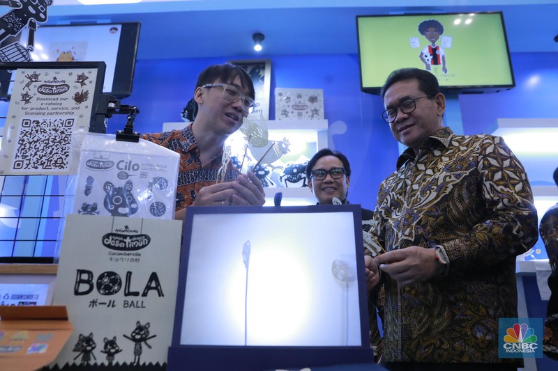 Menteri Perdagangan RI Budi Santoso melakukan kunjungan ke Asosiasi Lisensi Indonesia (ASENSI) dan tenant di ajang Trade Expo Indonesia (TEI) 2025 di ICE BSD City, Tangerang, Jumat, (17/10/2025). Menteri Perdagangan RI Budi Santoso melakukan kunjungan ke Asosiasi Lisensi Indonesia (ASENSI) dan tenant di ajang Trade Expo Indonesia (TEI) 2025 di ICE BSD City, Tangerang, Jumat, (17/10/2025). (CNBC Indonesia/Muhammad Sabki)