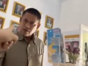 Anggota DPRD Pinrang Diduga Cekik Honorer Disdukcapil, Korban Lapor Polisi