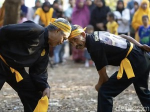 Ntumbu Tuta, Tradisi Adu Kepala Warisan Sultan Bima yang Masih Lestari