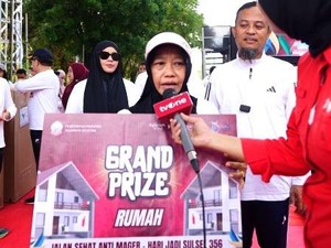 Cerita IRT Dapat Hadiah Rumah Saat Jalan Sehat Anti Mager HUT ke-356 Sulsel