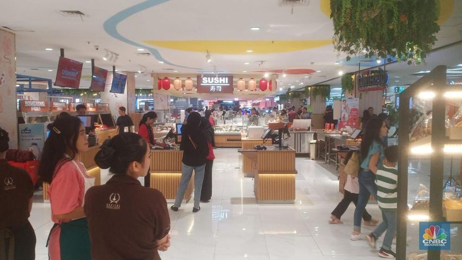 Suasana terkini Transmart Kota Kasablanka, Minggu, 19/10. (CNBC Indonesia)