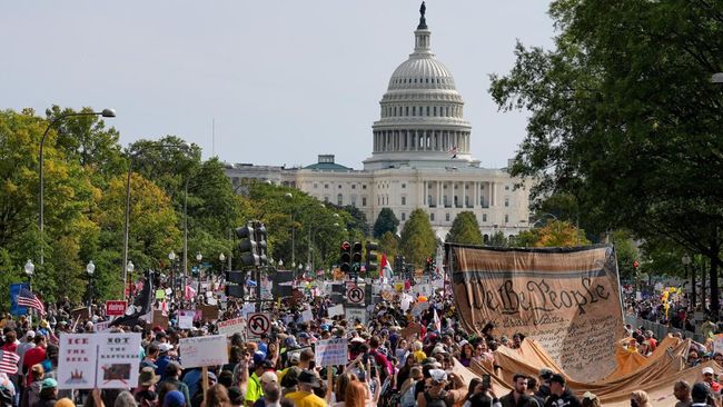 Demo "No Kings" Membara, Jutaan Warga AS Tantang Kekuasaan Trump