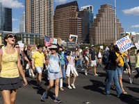 Penembakan Massal di AS Bawa Bendera Iran, Ambulans Tiba-tiba Diblokir