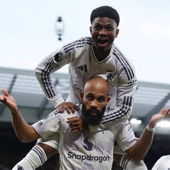 Detik-Detik MU Permalukan Liverpool di Kandang 2-1