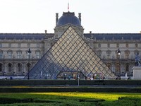 Kronologi Perampokan Louvre Paris, Permata Napoleon Hilang 4 Menit?