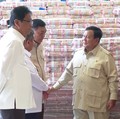 Momen Saat Purbaya Lari-Lari di Kejagung Hampiri Prabowo