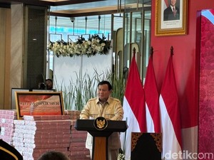 Pesan Prabowo di Depan Gunungan Rp 13 T Sitaan Kejaksaan