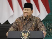Bagi-Bagi Layar 75 Inci ke Tiap Sekolah, Prabowo Beberkan Fungsinya