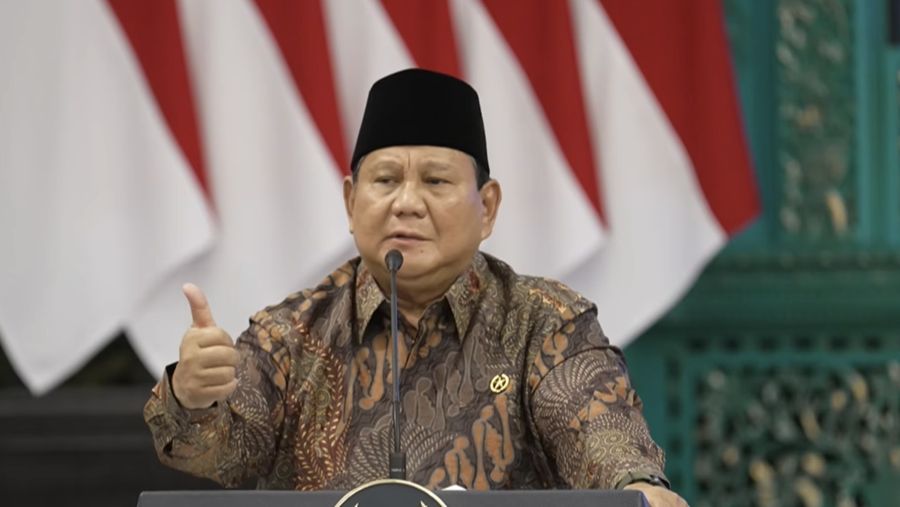 Presiden Prabowo Subianto saat menghadiri Sidang Kabinet Paripurna di Istana Negara, Jakarta, Senin (20/10/2025). (YouTube/Sekretariat Presiden)