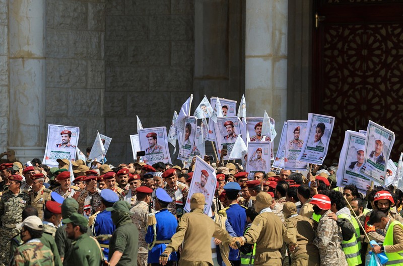Prosesi pemakaman Kepala Staf Militer Houthi Muhammad al-Ghamari di Sanaa, Yaman, Senin (20/10/2025). (REUTERS/Khaled Abdullah) Prosesi pemakaman Kepala Staf Militer Houthi Muhammad al-Ghamari di Sanaa, Yaman, Senin (20/10/2025). (REUTERS/Khaled Abdullah)
