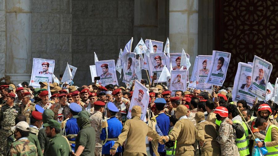 Prosesi pemakaman Kepala Staf Militer Houthi Muhammad al-Ghamari di Sanaa, Yaman, Senin (20/10/2025). (REUTERS/Khaled Abdullah) Prosesi pemakaman Kepala Staf Militer Houthi Muhammad al-Ghamari di Sanaa, Yaman, Senin (20/10/2025). (REUTERS/Khaled Abdullah)