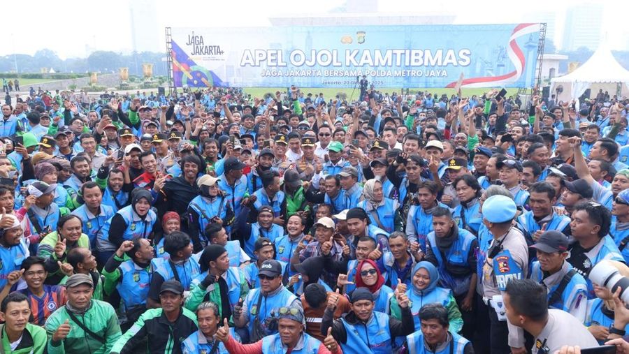 Apel Ojol Jaga Kamtibmas bentuk sinergi antara Polri dengan komunitas ojol dalam mendukung program pemerintah menuju Jakarta yang aman, tertib, dan bermartabat. (Dok. Istimewa via Detikcom)