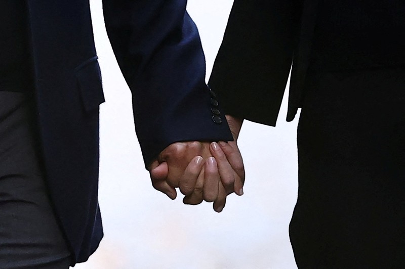 Eks Presiden Prancis Nicolas Sarkozy memulai hukuman penjara selama lima tahun pada Selasa (21/10) waktu setempat. (REUTERS/Benoit Tessier) Eks Presiden Prancis Nicolas Sarkozy memulai hukuman penjara selama lima tahun pada Selasa (21/10) waktu setempat. (REUTERS/Benoit Tessier)