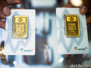 Harga Emas Antam Naik Tipis