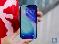 10 Fitur Terbaru iOS 26.1, Begini Cara Ubah Tampilan Liquid Glass