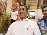 Mentan Amran Ungkap Swasta Kuasai 92% Gabah