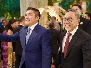 Survei Terbaru IPO: Zulhas Menko Terbaik, Seskab Teddy Paling Populer