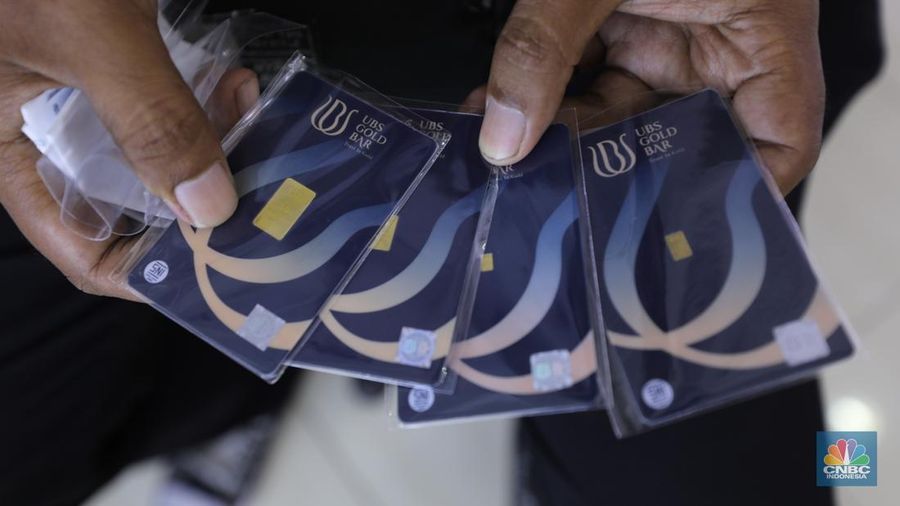 Penjualan emas UBS Gold di gerai kawasan Jakarta, Selasa (21/10/2025). (CNBC Indonesia/Tri Susilo) Penjualan emas UBS Gold di gerai kawasan Jakarta, Selasa (21/10/2025). (CNBC Indonesia/Tri Susilo)