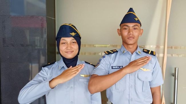 2 Alumni SMA CT ARSA Dapat Beasiswa di Poltekbang Surabaya