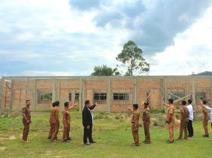 Kadisdik Kaltara Luruskan Soal SMAN 10 Malinau: Bukan Mangkrak, Putus Kontrak