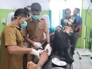 2 Brimob Dibacok Saat Razia Sajam ke Penonton di Arena Pacuan Kuda