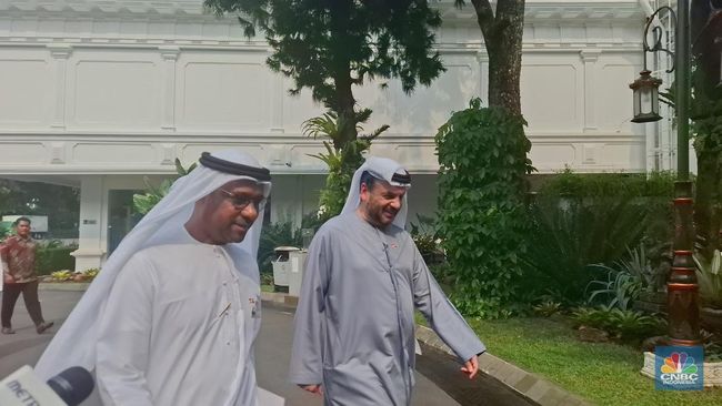 Prabowo Terima Dubes dan Bos Perusahaan Senjata UEA di Istana