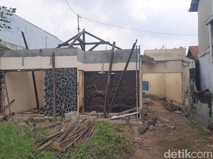 Viral Rumah di Kudus Dibongkar Pekerja Suruhan Orang Tak Dikenal