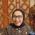 Wakil Kepala Badan Gizi Nasional (BGN) Nanik S. Deyang saat ditemui di kantor Kemenko Pangan, Jakarta, Selasa (21/10/2025). (CNBC Indonesia/Martyasari RIzky)