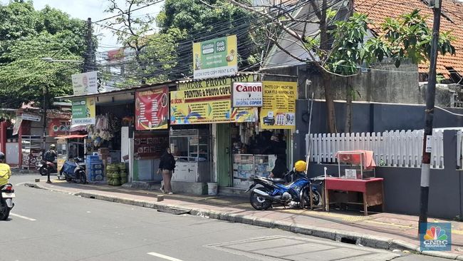 Bisnis Fotocopy-Cetak Undangan Lesu, Toko di Jl Percetakan Negara Sepi