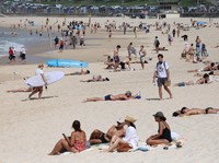 Tetangga Kaya RI Siaga Petaka, Warga Diberi Peringatan