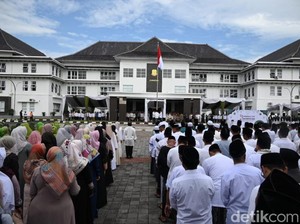 Pemkab Kuningan Siapkan 1.250 Beasiswa untuk Para Santri Setiap Tahun