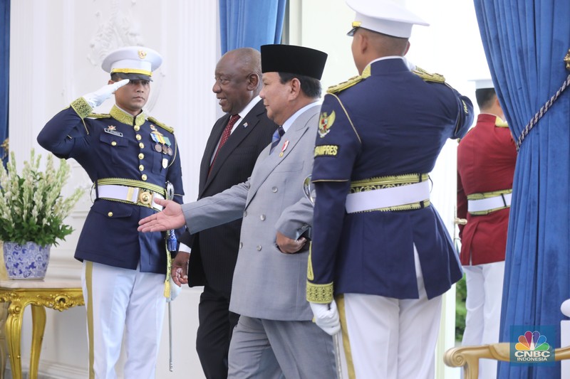 Presiden Prabowo Subianto menerima kunjungan kenegaraan Presiden Afrika Selatan (Afsel) Matamela Cyril Ramaphosa di Istana Merdeka, Jakarta, Rabu (22/10/2025). (CNBC Indonesia/Tri Susilo) Presiden Prabowo Subianto menerima kunjungan kenegaraan Presiden Afrika Selatan (Afsel) Matamela Cyril Ramaphosa di Istana Merdeka, Jakarta, Rabu (22/10/2025). (CNBC Indonesia/Tri Susilo)