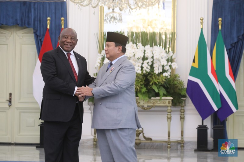 Presiden Prabowo Subianto menerima kunjungan kenegaraan Presiden Afrika Selatan (Afsel) Matamela Cyril Ramaphosa di Istana Merdeka, Jakarta, Rabu (22/10/2025). (CNBC Indonesia/Tri Susilo) Presiden Prabowo Subianto menerima kunjungan kenegaraan Presiden Afrika Selatan (Afsel) Matamela Cyril Ramaphosa di Istana Merdeka, Jakarta, Rabu (22/10/2025). (CNBC Indonesia/Tri Susilo)