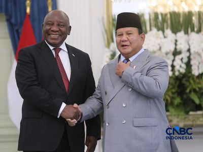Prabowo Teriak 'Amandla', Begini Respons Tak Terduga Presiden Afsel