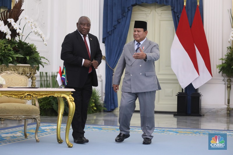 Presiden Prabowo Subianto menerima kunjungan kenegaraan Presiden Afrika Selatan (Afsel) Matamela Cyril Ramaphosa di Istana Merdeka, Jakarta, Rabu (22/10/2025). (CNBC Indonesia/Tri Susilo) Presiden Prabowo Subianto menerima kunjungan kenegaraan Presiden Afrika Selatan (Afsel) Matamela Cyril Ramaphosa di Istana Merdeka, Jakarta, Rabu (22/10/2025). (CNBC Indonesia/Tri Susilo)