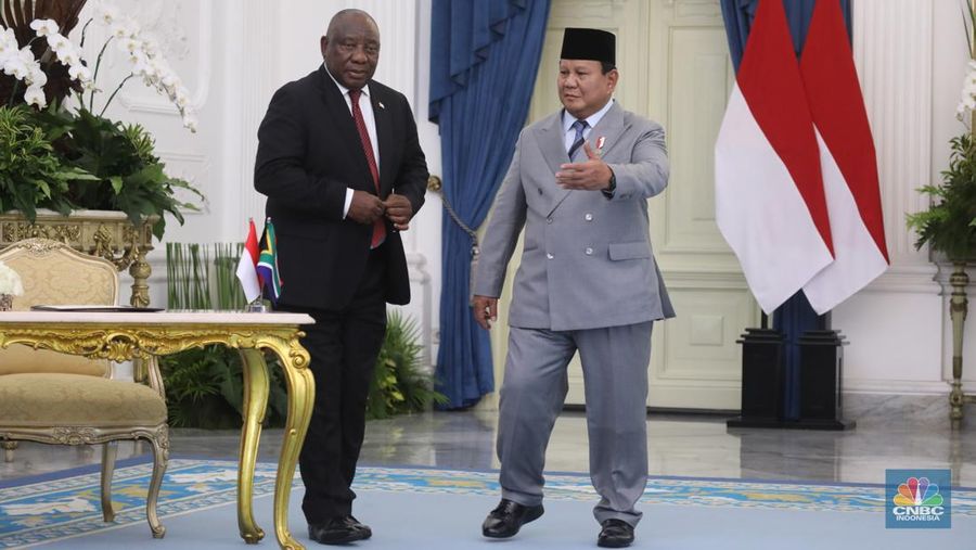 Presiden Prabowo Subianto menerima kunjungan kenegaraan Presiden Afrika Selatan (Afsel) Matamela Cyril Ramaphosa di Istana Merdeka, Jakarta, Rabu (22/10/2025). (CNBC Indonesia/Tri Susilo) Presiden Prabowo Subianto menerima kunjungan kenegaraan Presiden Afrika Selatan (Afsel) Matamela Cyril Ramaphosa di Istana Merdeka, Jakarta, Rabu (22/10/2025). (CNBC Indonesia/Tri Susilo)