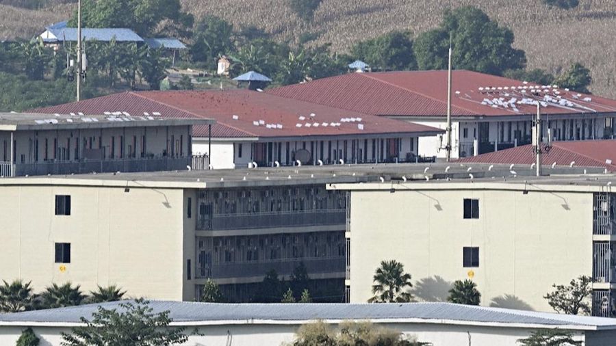 Pusat penipuan Myanmar. (Tangkapan Layar Video AFP/Lillian SUWANRUMPHA, Watsamon TRI-YASAKDA)
