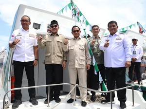 Baznas Serahkan Kapal Layanan Kesehatan ke Pemda, Mendagri Jadi Saksi