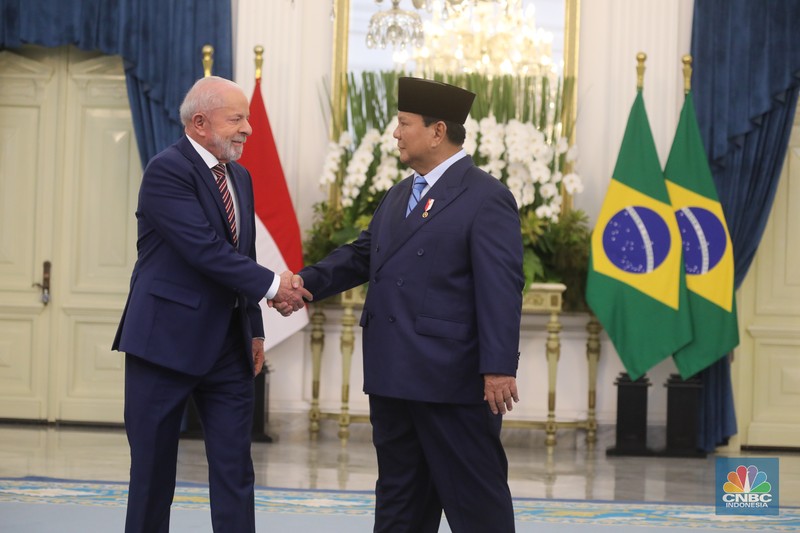 Presiden Prabowo Subianto menerima Presiden Brasil Lula Inacio Lula da Silva di Istana Merdeka, Jakarta, Kamis (23/10/2025). (CNBC Indonesia/Tri Susilo) Presiden Prabowo Subianto menerima Presiden Brasil Lula Inacio Lula da Silva di Istana Merdeka, Jakarta, Kamis (23/10/2025). (CNBC Indonesia/Tri Susilo)